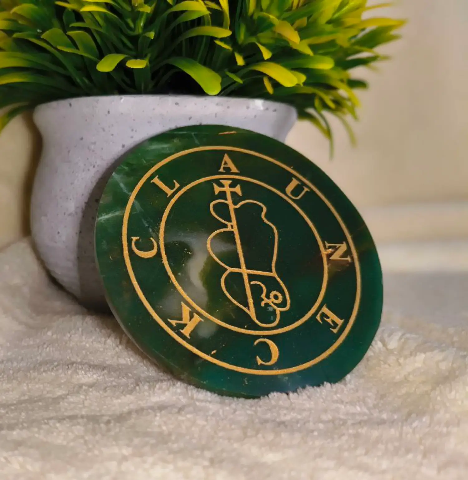 Green Aventurine Clauneck sigil circle